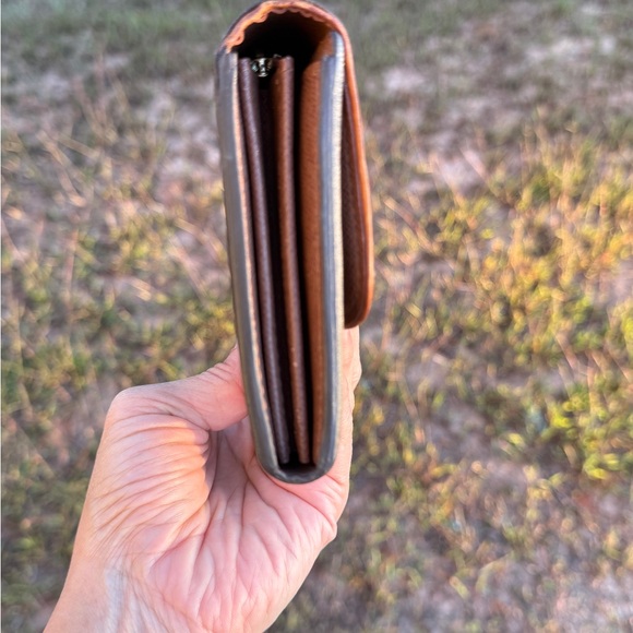 Authentic Louis Vuitton Boetie wallet - Picture 5 of 12